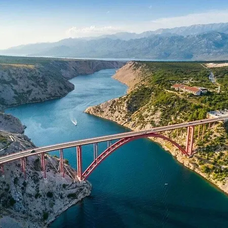 Maslenica Comfortable *
