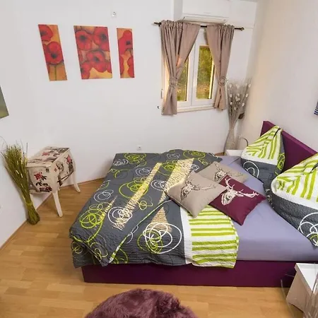 Maslenica Comfortable