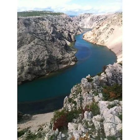 Maslenica Comfortable فندق *